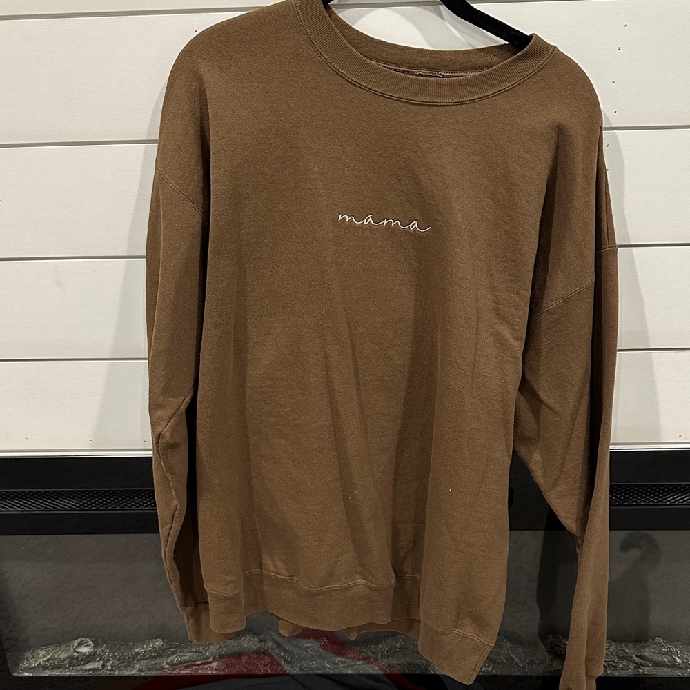 Brown 'Mama' Embroidered Sweatshirt